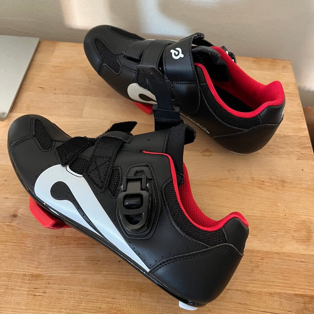 Peloton Unisex Cycling Shoe Size 40 (women's 9 or men's 7)